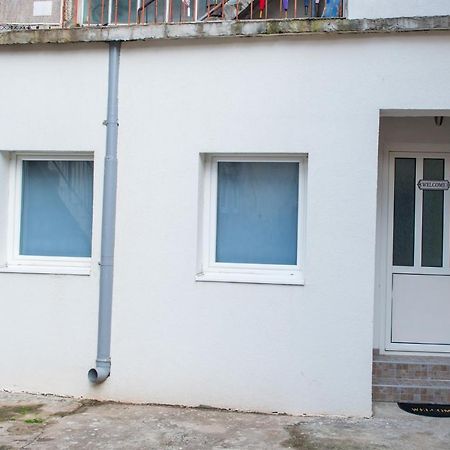 Apartamento Cozy Corner Near Old Town Mostar Exterior foto